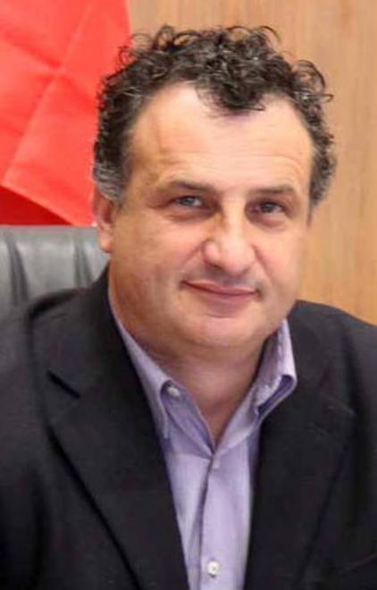 Luca Ragoni va verso la Imm Mazzanti alla Marmi Carrara