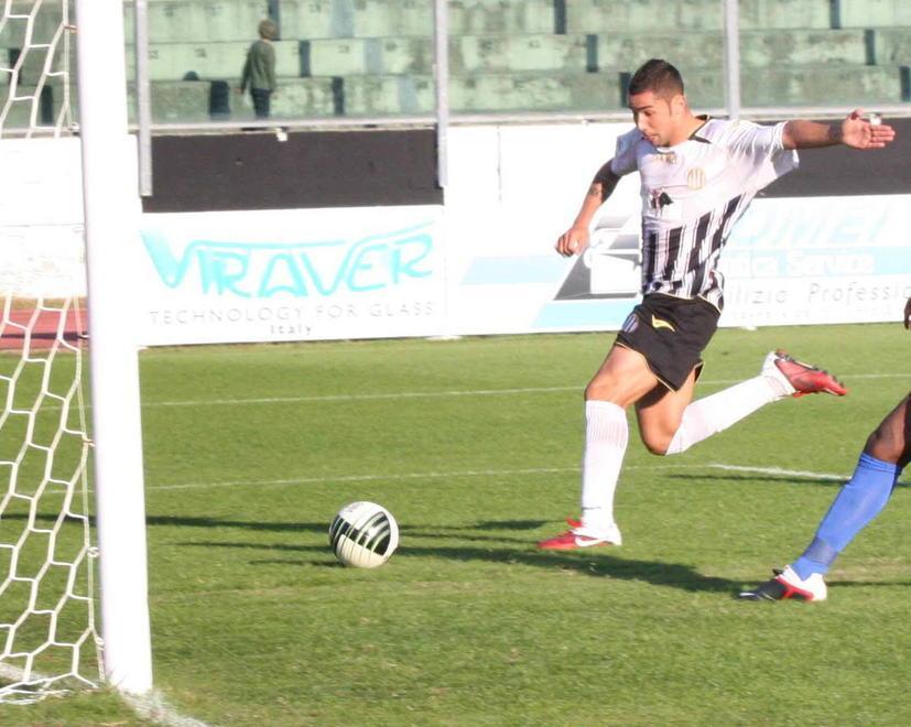 Calcio, un altro attaccante per il Pontedera di Paolo Indiani 