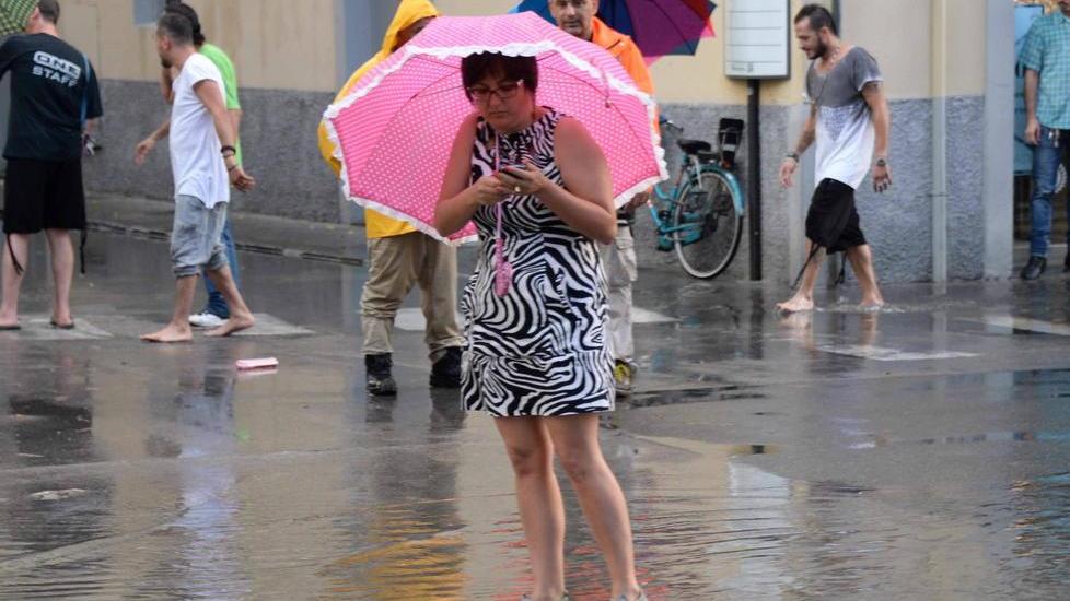 Dopo l’acqua, una bomba di polemiche