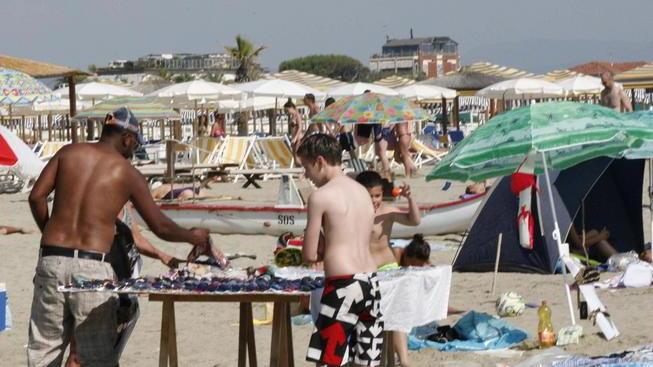 L’accusa di due turisti «Quanta sporcizia non torneremo più»