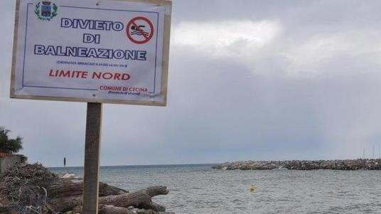 Il mare è ok, revocati i divieti