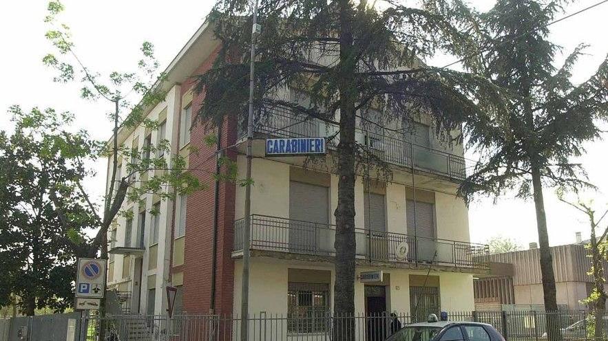 «La caserma non deve chiudere»