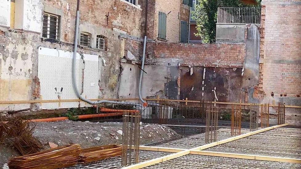 Raso al suolo l’ex cinema Rivoli