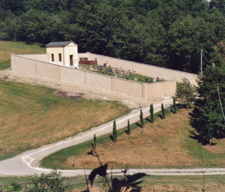 Pianzo, ultimati i lavori nel camposanto