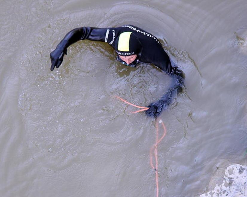 Un sonar per trovare il corpo della donna che si è buttata dal ponte 