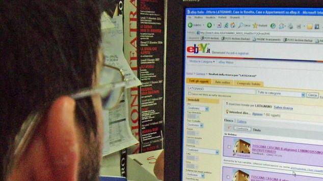 Si può partecipare con un’offerta di almeno 100 euro