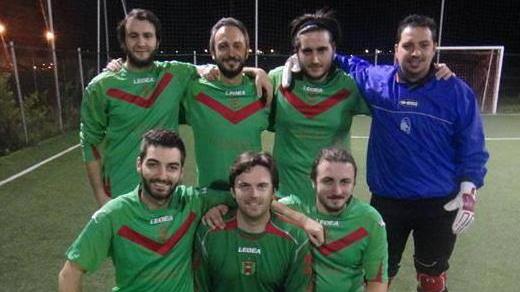 Squadra si mette all’asta su internet
