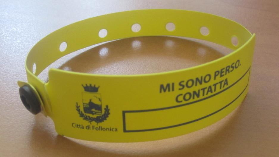 Braccialetti gialli “salva bimbo” da oggi in Pro loco