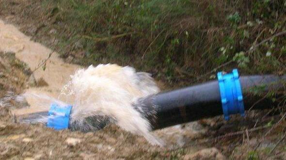 Tubo rotto, in provincia acqua a rischio
