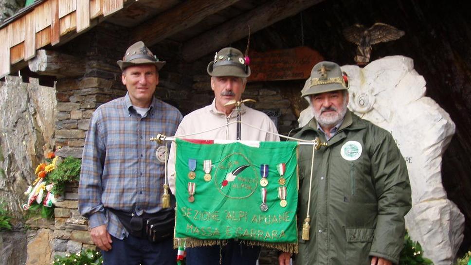 Tanti Alpini della Lunigiana al raduno di Cerreto Laghi