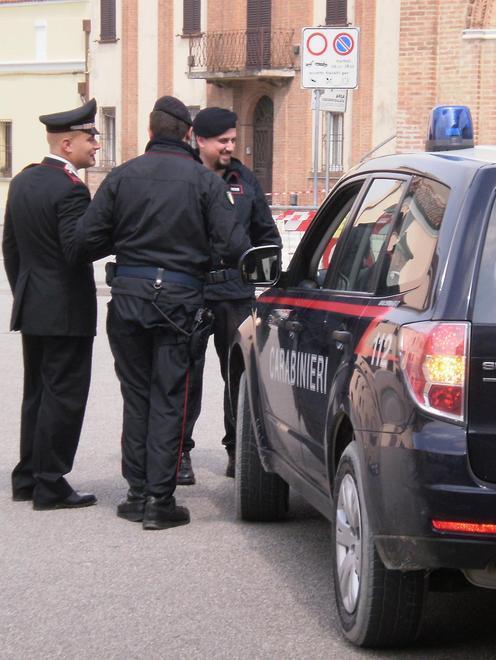 Rubato anche un fucile da caccia 