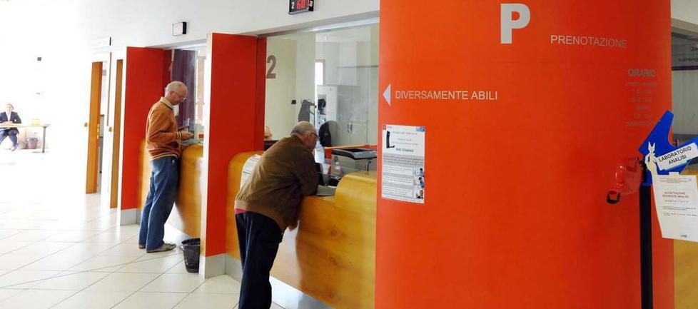 «Quel neo è da operare». L’Asl: sì, ma nel maggio 2015 