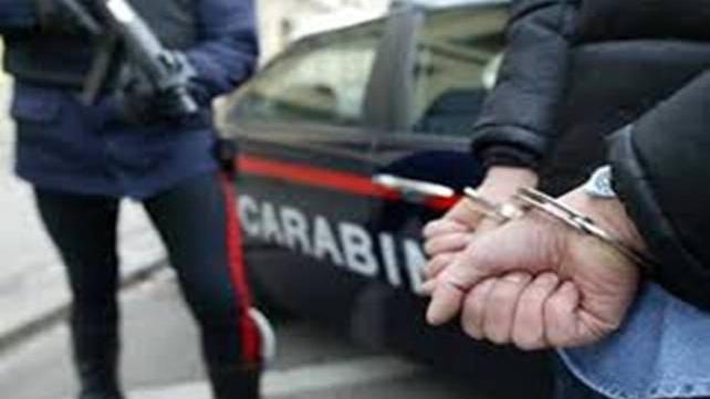 Proposte oscene a una ragazzina: arrestato 58enne in Versilia