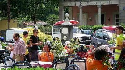 Tutto chiuso, a Bagni di Lucca Villa non si pranza