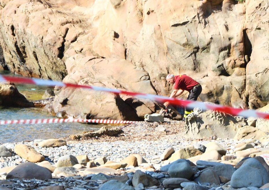 Calignaia, chiusa parte della spiaggia 