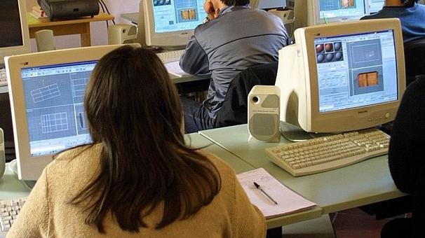 «Ci sfuggono i soldi Ue» Ferrara corre ai ripari