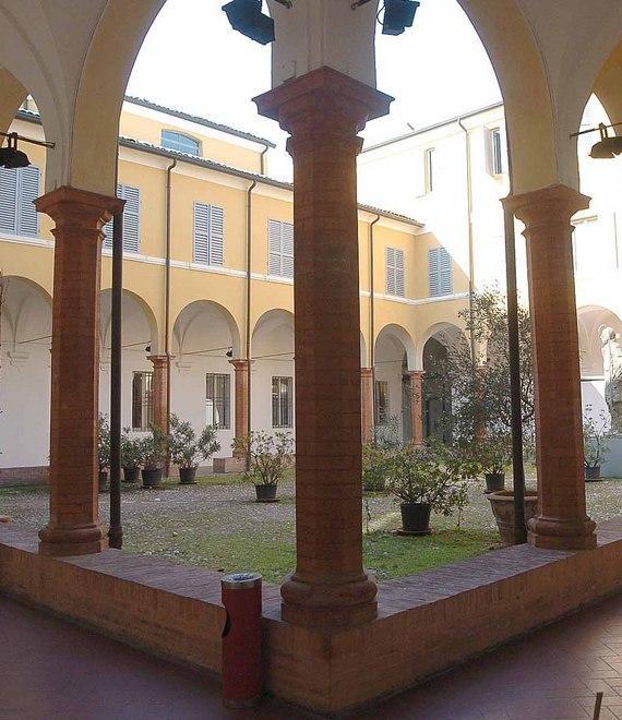 Quella “nebbia” profumata alla Delfini