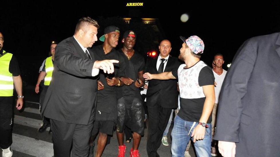 Pazzini-Balotelli, il Milan fa gol in Capannina