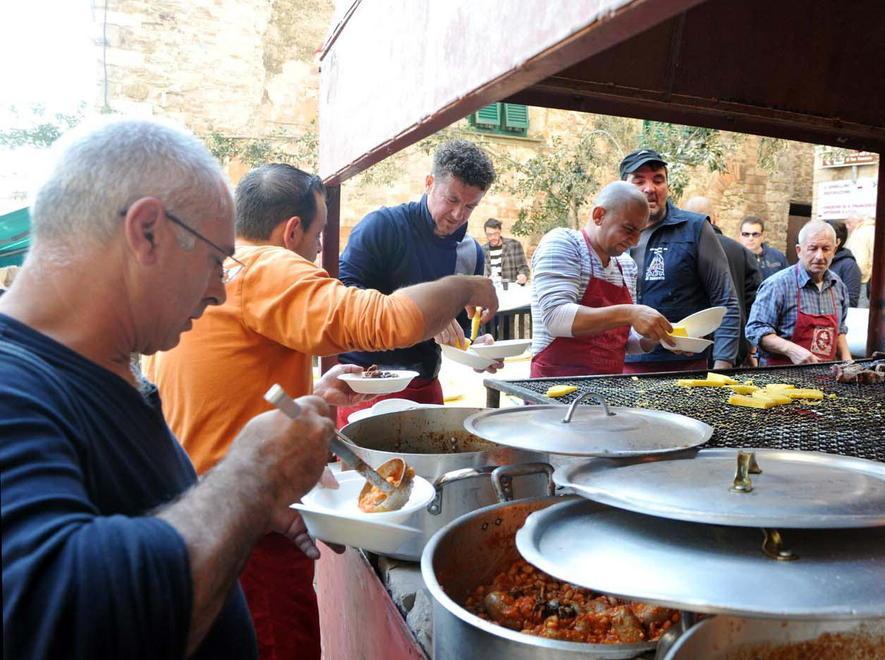 Duello a suon di prezzi fra sagre e ristoranti 