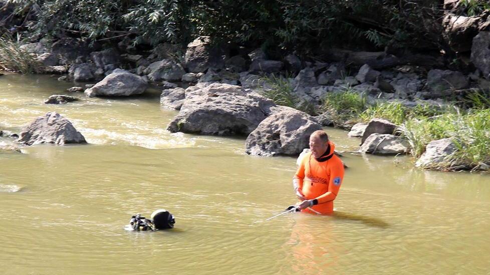 Donna in Arno, recuperato il corpo