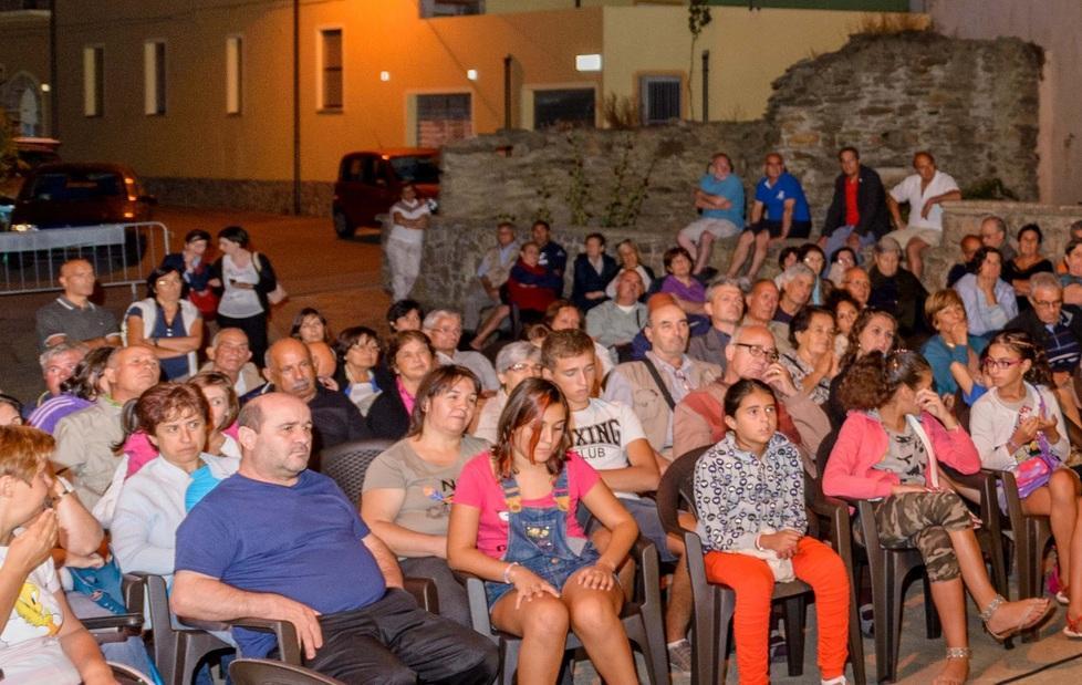 Poesia, serata internazionale a Perdasdefogu 
