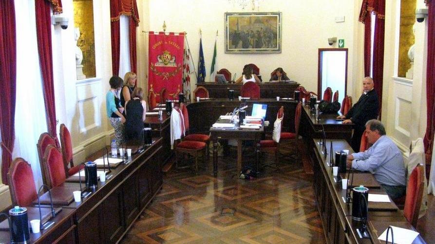 Alivesi: sindaco, coraggio, stani i dissidenti