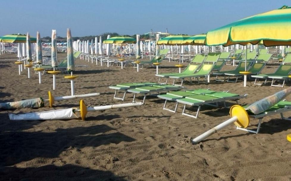 Vandalismi al Sole Bendato «Non fate bere i ragazzini»
