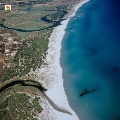 Posada, Orvile che meraviglia: sabbia morbida e acque limpide