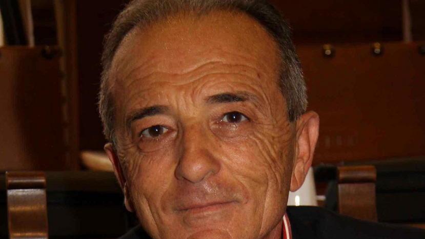 Aldo Milone sprona il sindaco Matteo Biffoni: «Sull’aeroporto si faccia valere col premier Matteo Renzi e col presidente Enrico Rossi»