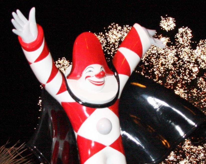 Inedita alleanza tra Pinocchio, Burlamacco e i fiori della Toscana 