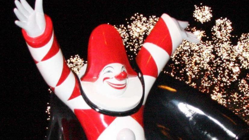 Inedita alleanza tra Pinocchio, Burlamacco e i fiori della Toscana