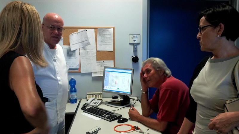 Marroni in visita al pronto soccorso dell’ospedale Versilia