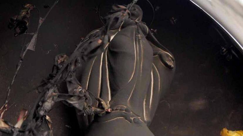 Vandali colpiscono la Madonnina della Grotta
