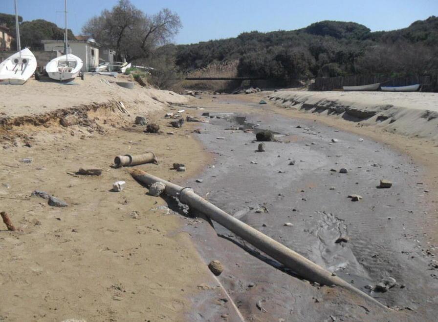 Fosso delle prigioni, bagni vietati temporaneamente 