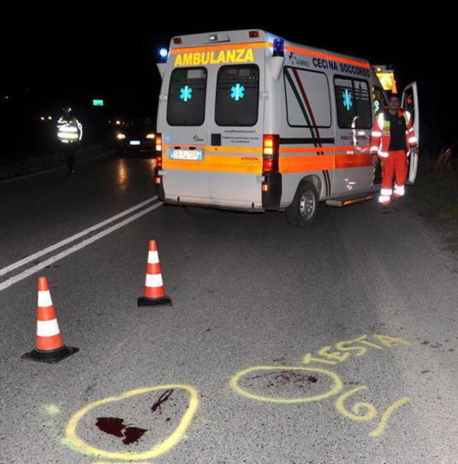Scontro frontale sulla statale 68 Grave un ragazzo 