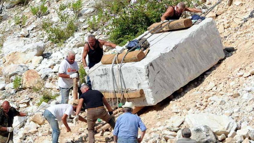 «Le cave sono paesaggio, non si dica che lo distruggono»