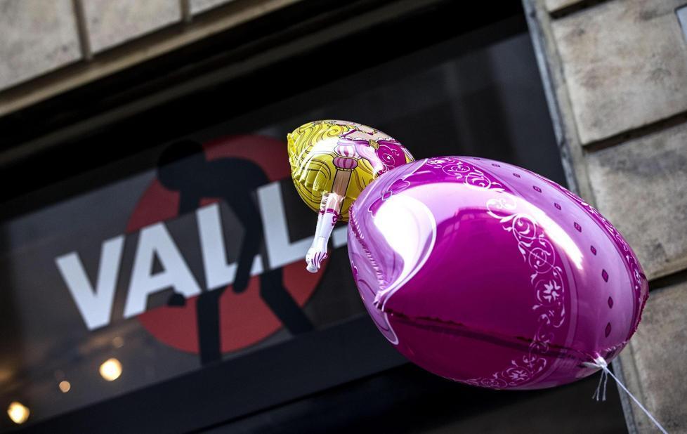Roma, ieri notte dopo tre anni è finita l’occupazione del teatro Valle 