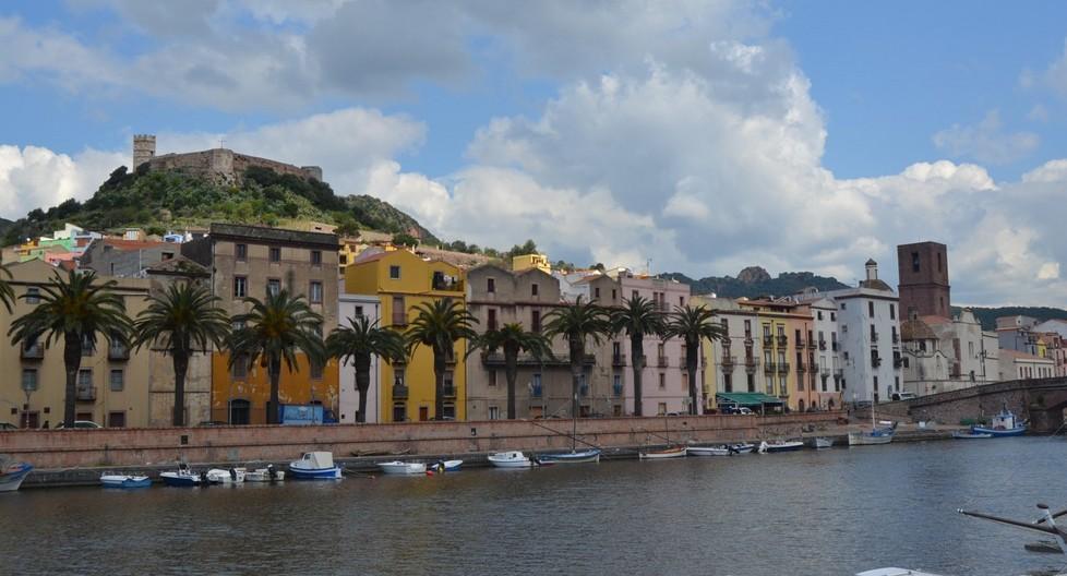 Bosa alla ricerca di turisti: un ricordo il tutto-esaurito 