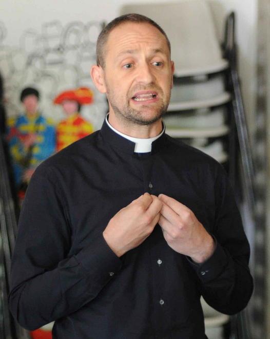 «Chiudono l’oratorio per colpire me» 