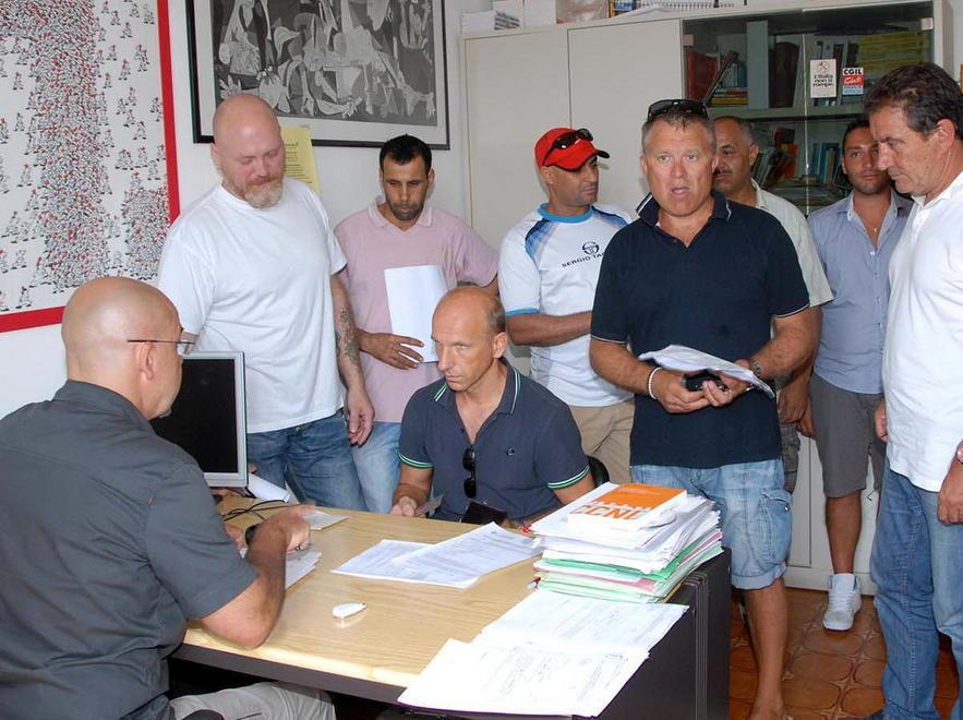 Cig anticipata per i lavoratori Cmt e 3Emme 