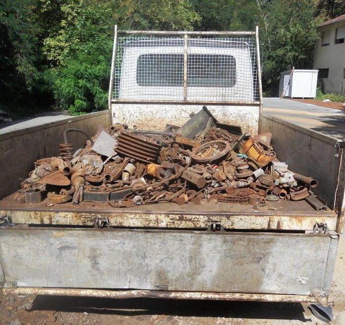 Ladri di ferro nelle ex miniere: un arresto