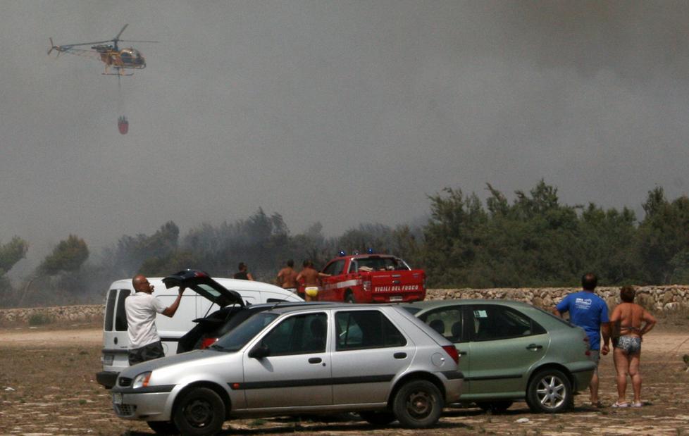 Inquirenti al lavoro, pochi dubbi: incendi dolosi