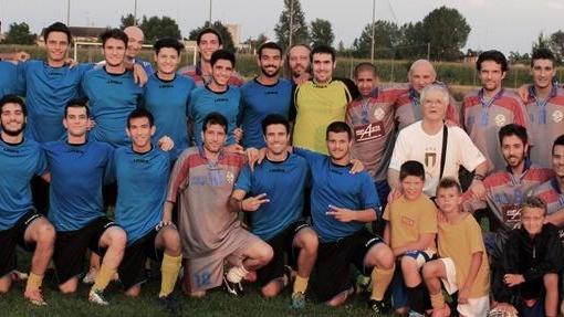 La sfida a calcio aiuta ad acquistare un defibrillatore