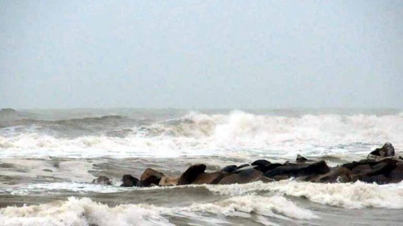 Golfo di Follonica, in arrivo forti mareggiate