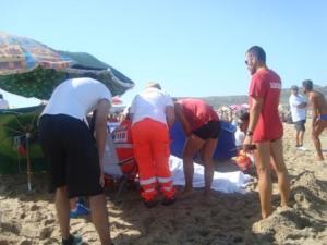 Ha un malore mentre nuota, 70enne di Villacidro muore a Gonnesa 