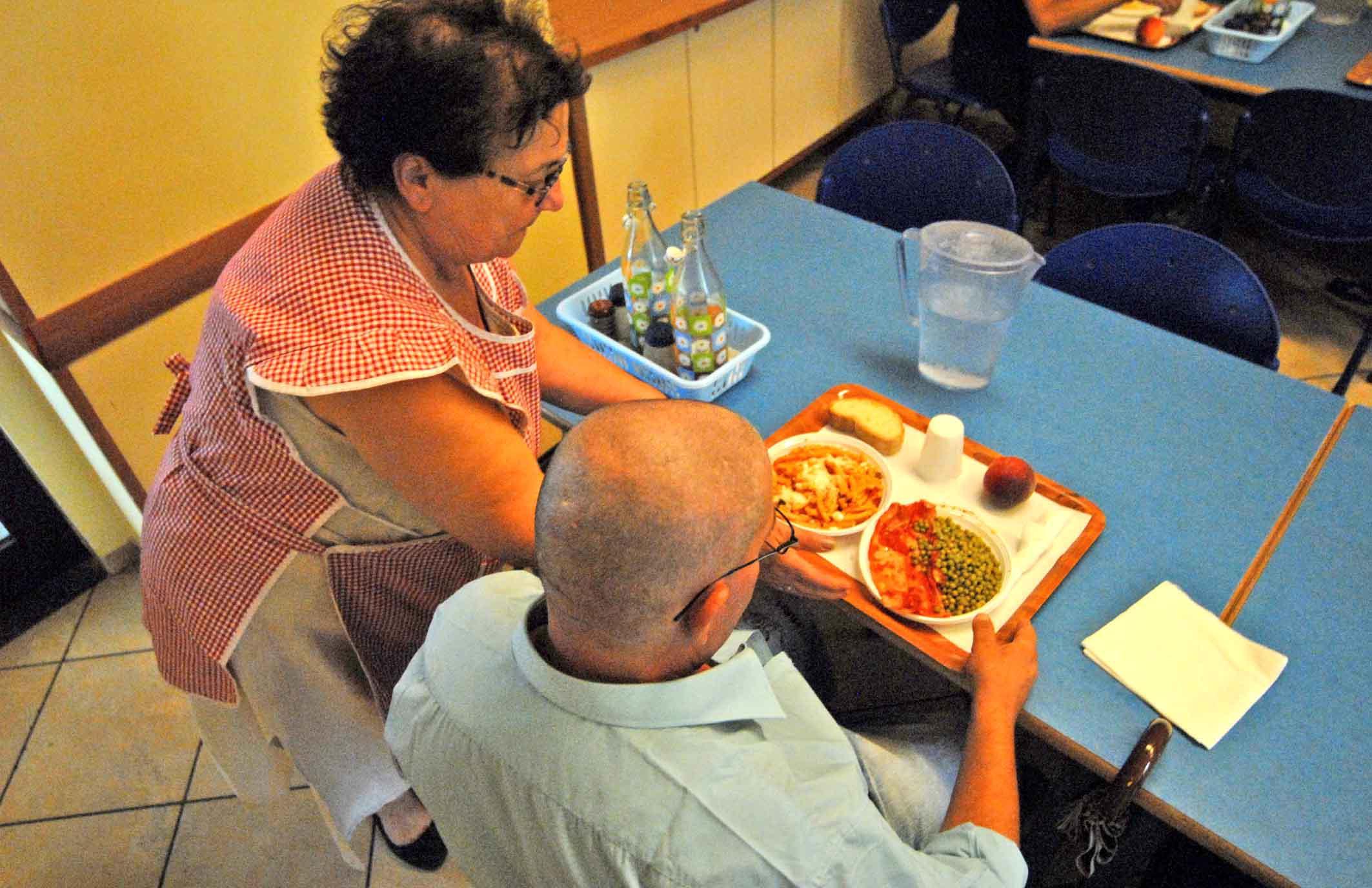Mensa della Caritas aperta tutte le sere 