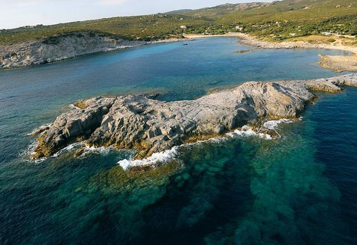 Cala Sapone, smeraldo tra le rocce: l'incantevole baia di Sant’Antioco 