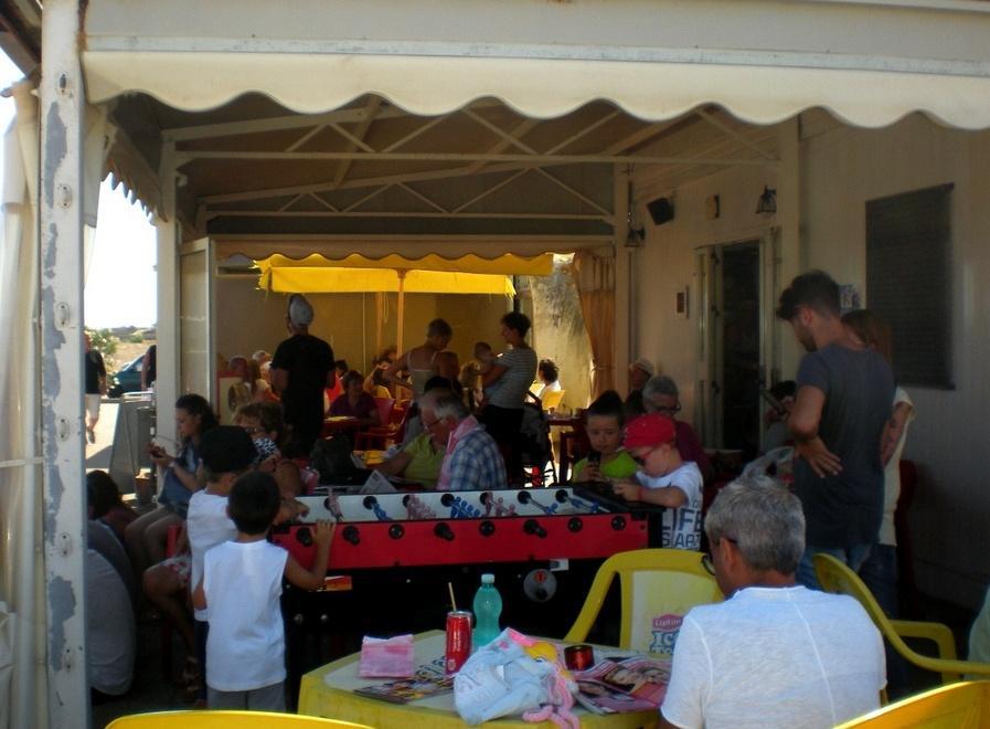 Il porto industriale è in totale abbandono 