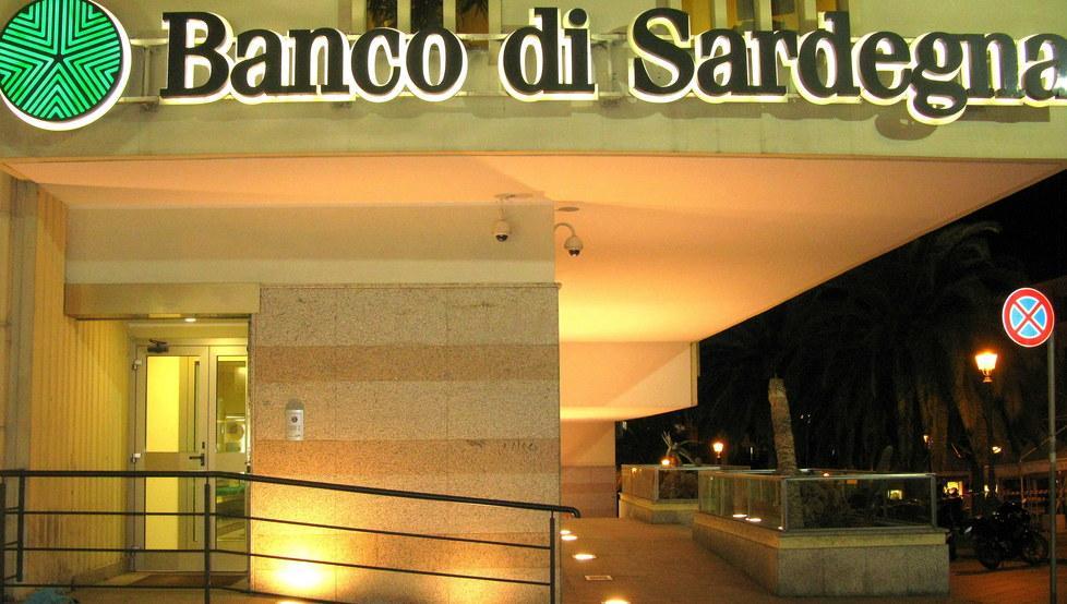 Il Banco “taglia” e i paesi già spopolati rilanciano l’allarme 