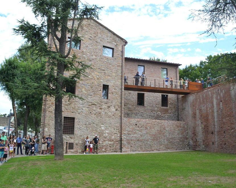 La Casa del Boia accoglie turisti e lucchesi 